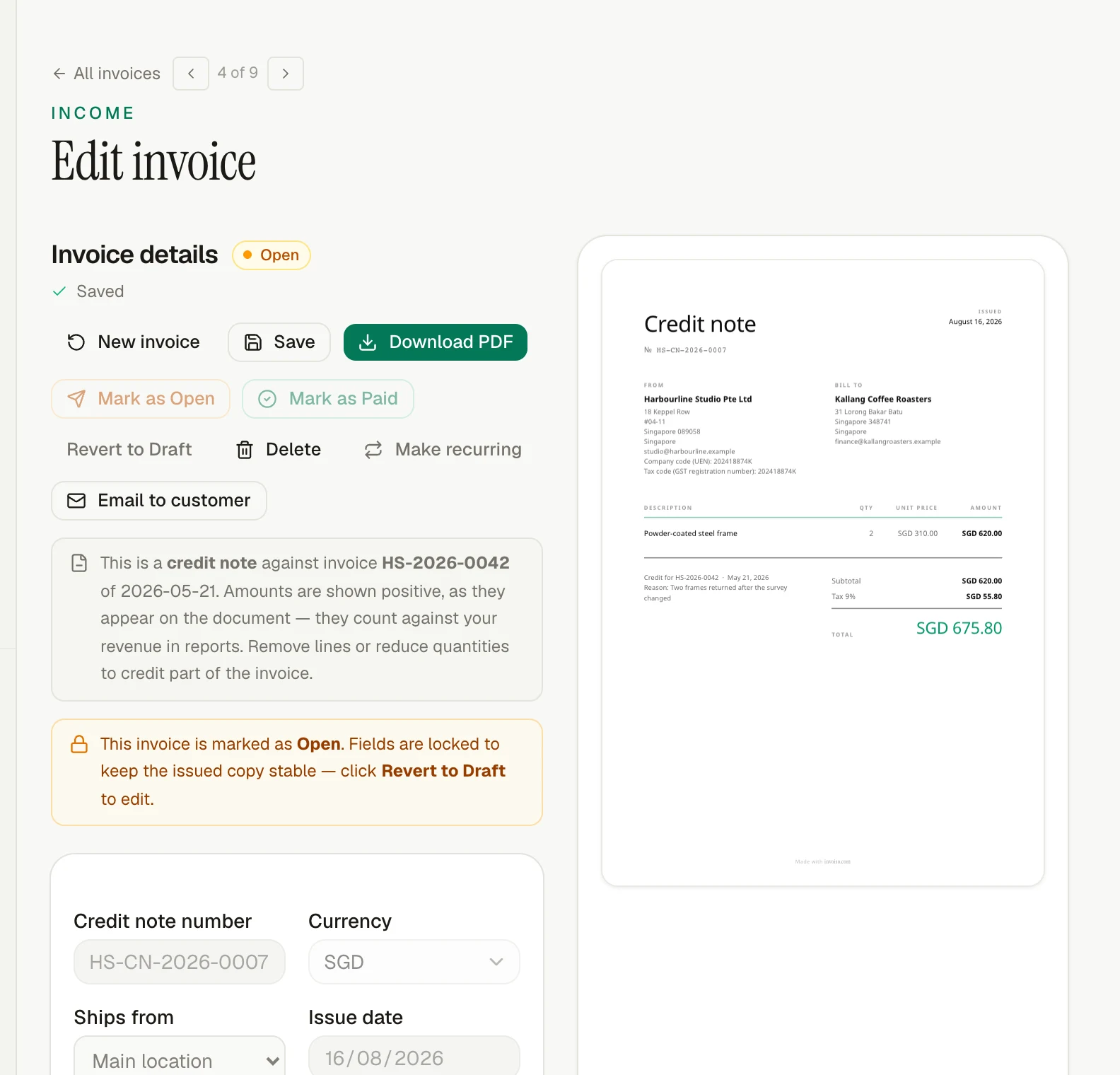 A current invoiso credit note with its linked invoice preview.